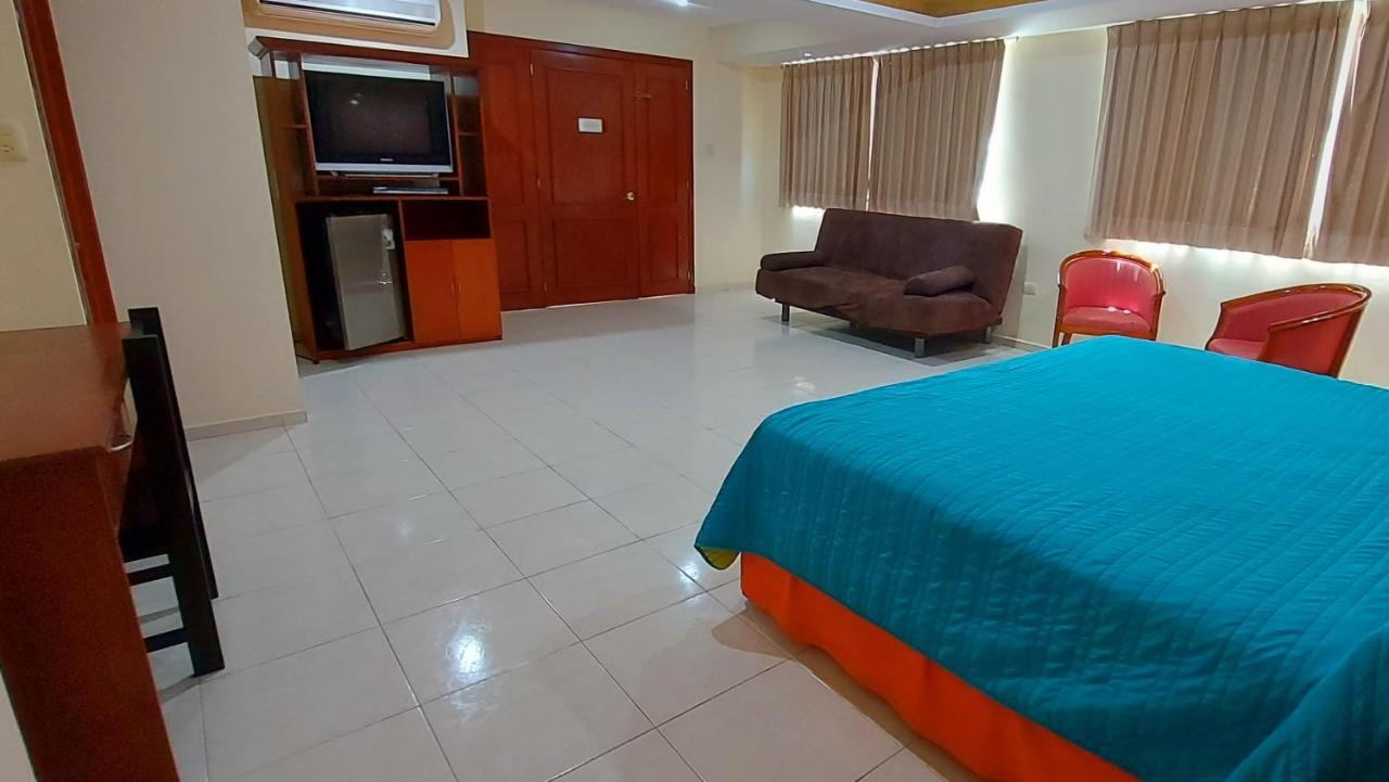 Hotel El Marques Merida Luaran gambar