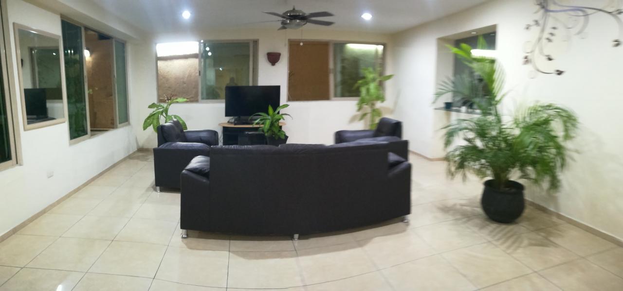 Hotel El Marques Merida Luaran gambar