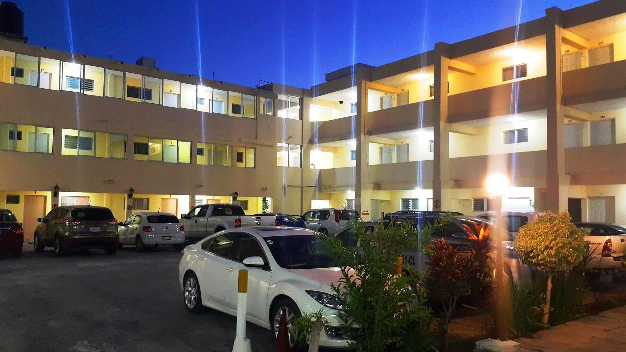 Hotel El Marques Merida Luaran gambar